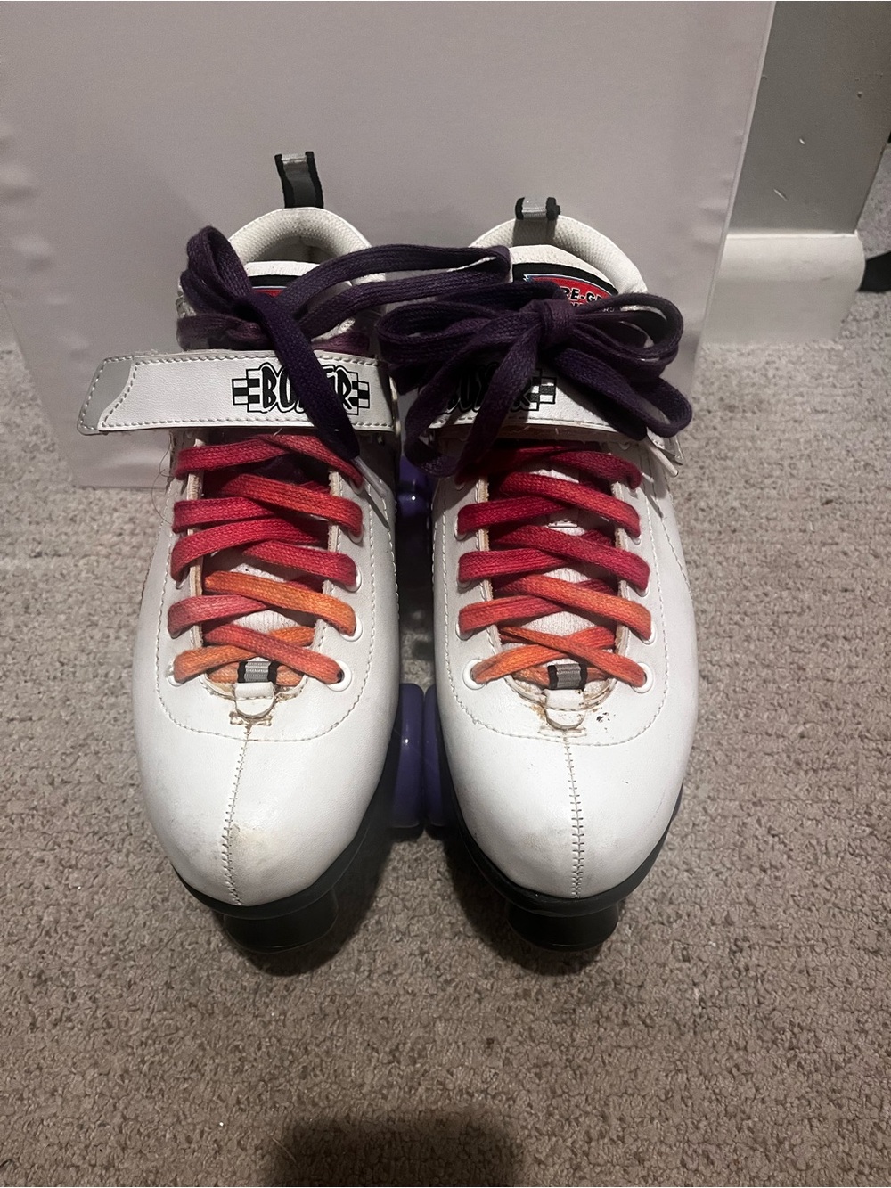 Sure-Grip roller skates - Picture 3 of 3